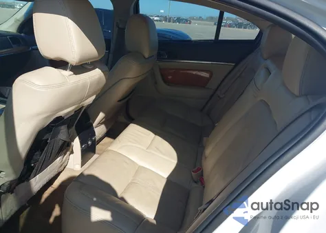 2010 Lincoln Mks z USA, uszkodzony, nr VIN 1LNHL9DR9AG615335